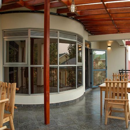 Silver Oaks Hotel Boma Fort Portal Eksteriør bilde