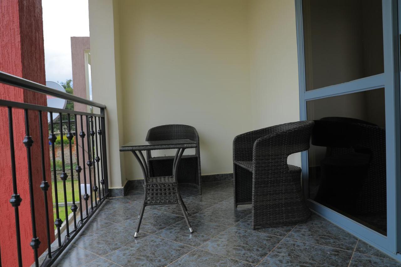 Silver Oaks Hotel Boma Fort Portal Eksteriør bilde