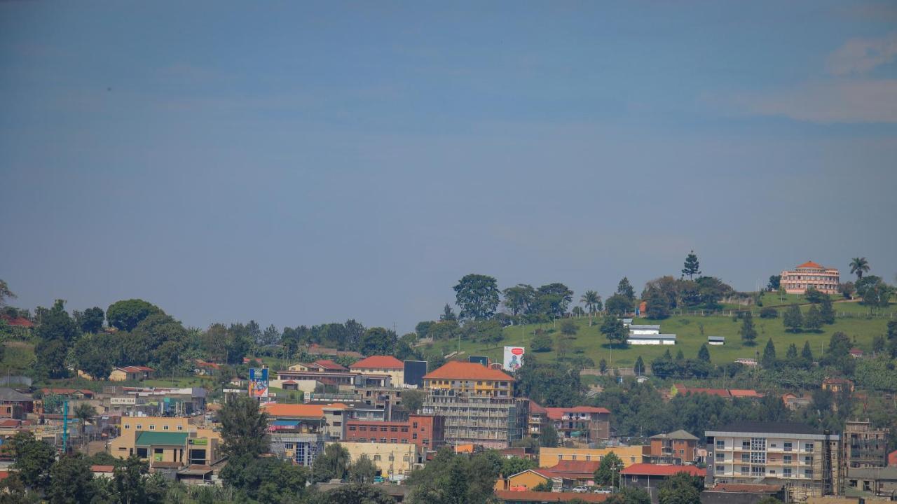 Silver Oaks Hotel Boma Fort Portal Eksteriør bilde