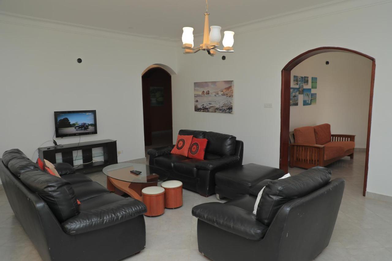 Silver Oaks Hotel Boma Fort Portal Eksteriør bilde