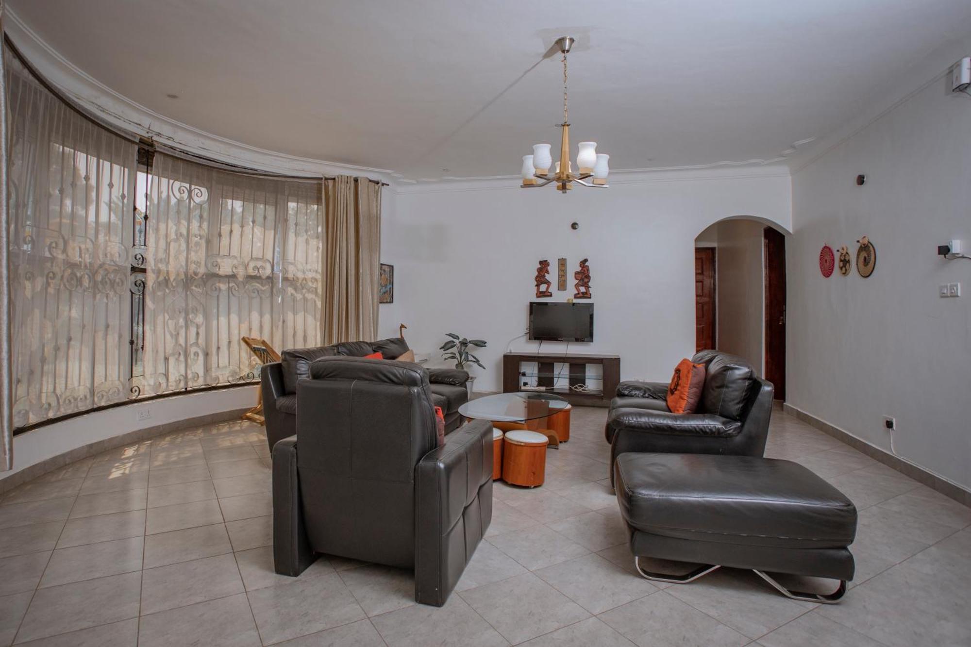 Silver Oaks Hotel Boma Fort Portal Eksteriør bilde