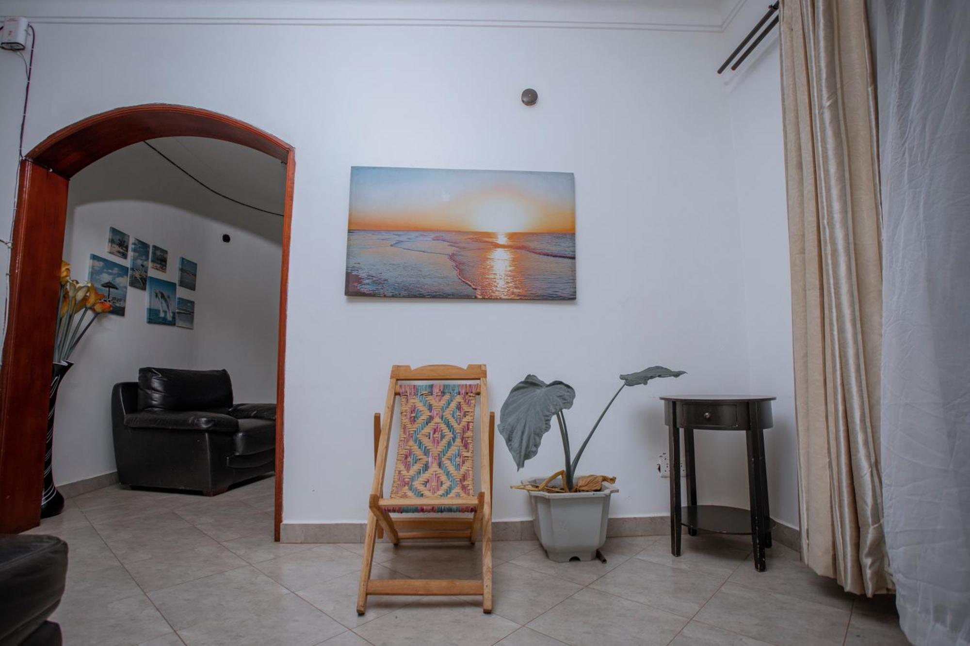 Silver Oaks Hotel Boma Fort Portal Eksteriør bilde
